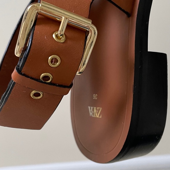 Zara Leather Sandals Cognac with Black Edging and Gold Hardware - Picture 3 of 5